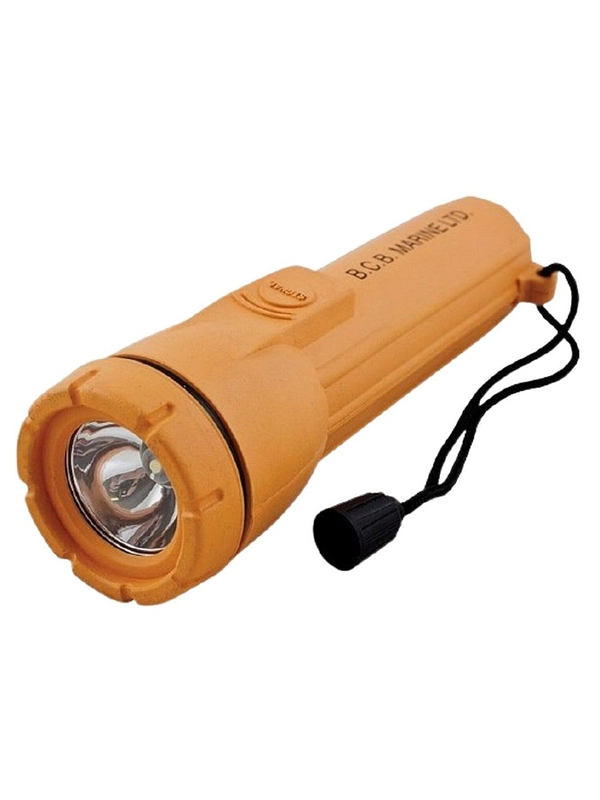 Equipos de Seguridad del Velero Ksar: La Máxima Seguridad en las Aguas de Ushuaia, Tierra del Fuego El Velero Ksar, reconocido como el velero más seguro de Ushuaia, Tierra del Fuego, está equipado con tecnología de avanzada en seguridad para asegurar una navegación confiable y protegida en los paisajes australes, fiordos y agrestes de la región. Nuestra prioridad es la seguridad y el bienestar de nuestros tripulantes y pasajeros, y para ello, contamos con una extensa gama de equipos de seguridad de última generación. Chalecos Salvavidas de Alta Tecnología A bordo del Ksar, disponemos de chalecos salvavidas inflables automáticos y manuales, diseñados para ofrecer la máxima flotabilidad y visibilidad en situaciones de emergencia. Cada miembro de la tripulación y pasajero tiene acceso a estos chalecos, asegurando que todos estén preparados ante cualquier eventualidad. Arneses y Líneas de Vida Para garantizar la seguridad durante condiciones adversas, el Ksar está equipado con arneses de seguridad y líneas de vida robustas. Estos dispositivos permiten a la tripulación moverse con seguridad por la cubierta, minimizando el riesgo de caídas al mar. Balsas Salvavidas Nuestras balsas salvavidas inflables están preparadas para emergencias, equipadas con suministros esenciales como agua, alimentos, y botiquines de primeros auxilios. Estas balsas tienen la capacidad suficiente para acomodar a toda la tripulación, asegurando que todos puedan ser rescatados en caso de necesidad. Extintores de Incendios El Ksar cuenta con extintores de incendios estratégicamente ubicados y revisados regularmente, listos para actuar en caso de cualquier incidente a bordo. La seguridad contra incendios es una prioridad, y estamos preparados para cualquier eventualidad. Botiquín de Primeros Auxilios Nuestro botiquín de primeros auxilios está completamente equipado con medicamentos, vendas, tijeras, guantes y otros suministros médicos esenciales. Este botiquín es accesible y está actualizado para manejar cualquier emergencia médica a bordo. Sistemas de Comunicación de Vanguardia Contamos con un radio VHF marino para comunicaciones de emergencia, y una EPIRB (Radiobaliza de Emergencia) para la localización precisa en situaciones críticas. Estas herramientas de comunicación aseguran que siempre podamos contactar con los servicios de rescate en caso de necesidad. Iluminación y Señalización de Alta Visibilidad El Ksar está equipado con luces de navegación en perfecto estado de funcionamiento, luces estroboscópicas de emergencia y bengalas de señalización. Estas herramientas son cruciales para garantizar nuestra visibilidad en condiciones de poca luz y durante rescates nocturnos. Bombas de Achique Disponemos de bombas de achique manuales y automáticas para mantener el velero libre de agua. Estas bombas son esenciales para mantener la flotabilidad y estabilidad del Ksar en todo momento. Herramientas y Repuestos Nuestro velero lleva a bordo una caja de herramientas completa y repuestos esenciales para el motor, las velas y otros equipos críticos. Estamos preparados para cualquier reparación de emergencia que pueda ser necesaria durante nuestras travesías. Internet Satelital Starlink de SpaceX El Velero Ksar también está equipado con el servicio de internet satelital Starlink de SpaceX. Esta tecnología avanzada nos permite mantener una conexión estable y rápida a internet, incluso en las áreas más remotas y desafiantes del sur del mundo. Esto no solo mejora la comunicación y la navegación, sino que también añade una capa adicional de seguridad al permitir un contacto continuo con el mundo exterior. Tecnología Adicional de Seguridad El Ksar también está equipado con paracaídas de arrastre para reducir la velocidad del velero en condiciones de tormenta, generadores de viento y solar para mantener la energía en situaciones de emergencia, y sistemas desalinizadores de agua para proporcionar agua potable en emergencias prolongadas. En el Velero Ksar, la seguridad es nuestra máxima prioridad. Equipados con tecnología de avanzada y una amplia gama de equipos de seguridad, garantizamos que nuestras navegaciones por los paisajes australes, fiordos y agrestes de Ushuaia, Tierra del Fuego, sean siempre seguras y protegidas para todos a bordo.